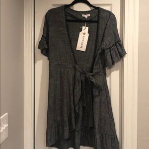 Moon river linen ruffle dress never worn